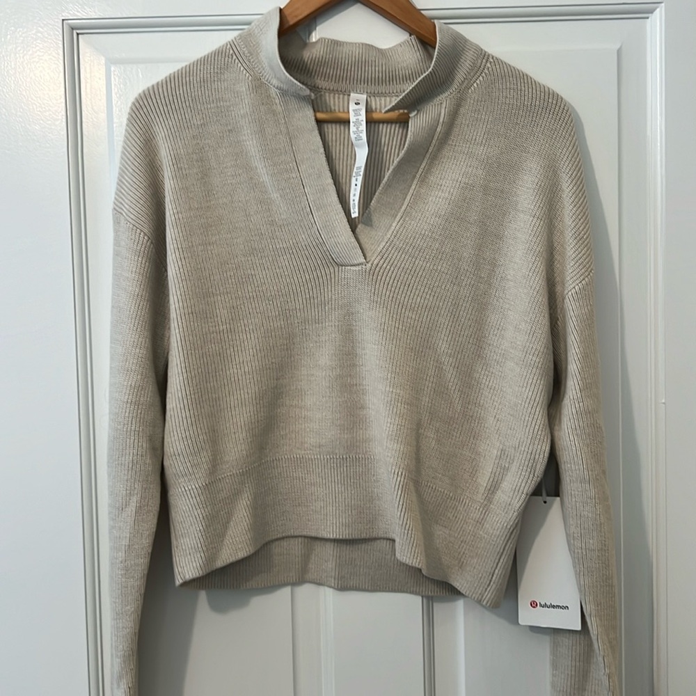 Lululemon sweater